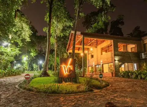 Transfer privado entre hotel y aeropuerto en Puerto Iguazú